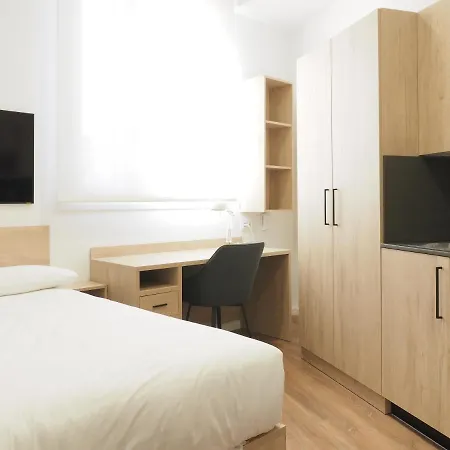 Micampus San Mames Students * ビルバオ